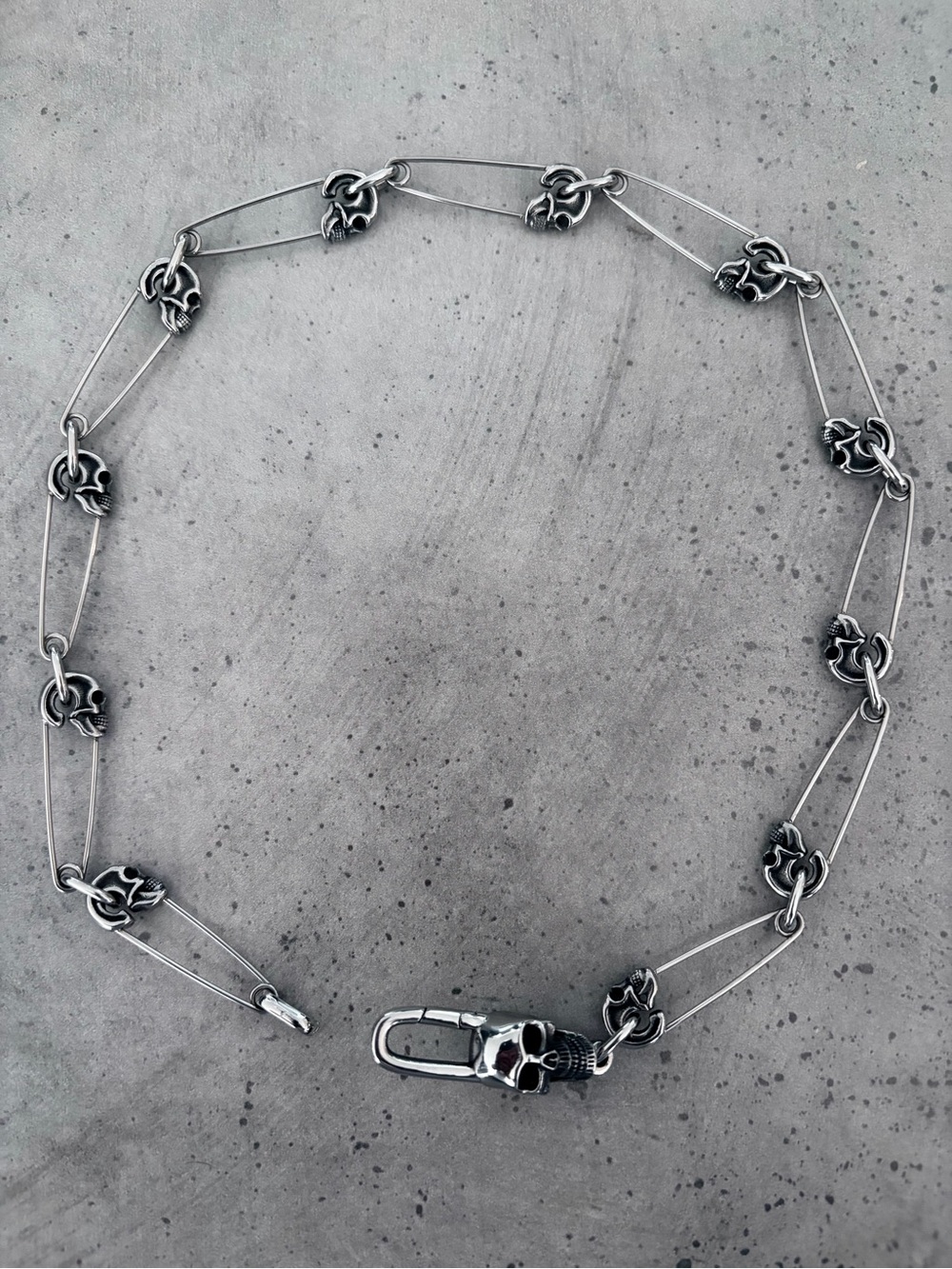 Clocks & Colours Whiplash x Travis Barker chain
